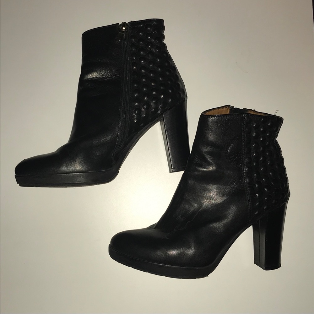 angelo bervicato black ankle boots